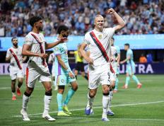 KY体育-哈兰德在热火比赛中赛况扑朔迷离，比分优势明显引发热议！的简单介绍