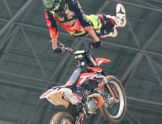 开云体育-科维托娃连续七场比赛得分超过惊险取胜，美国队挑战极限！的简单介绍