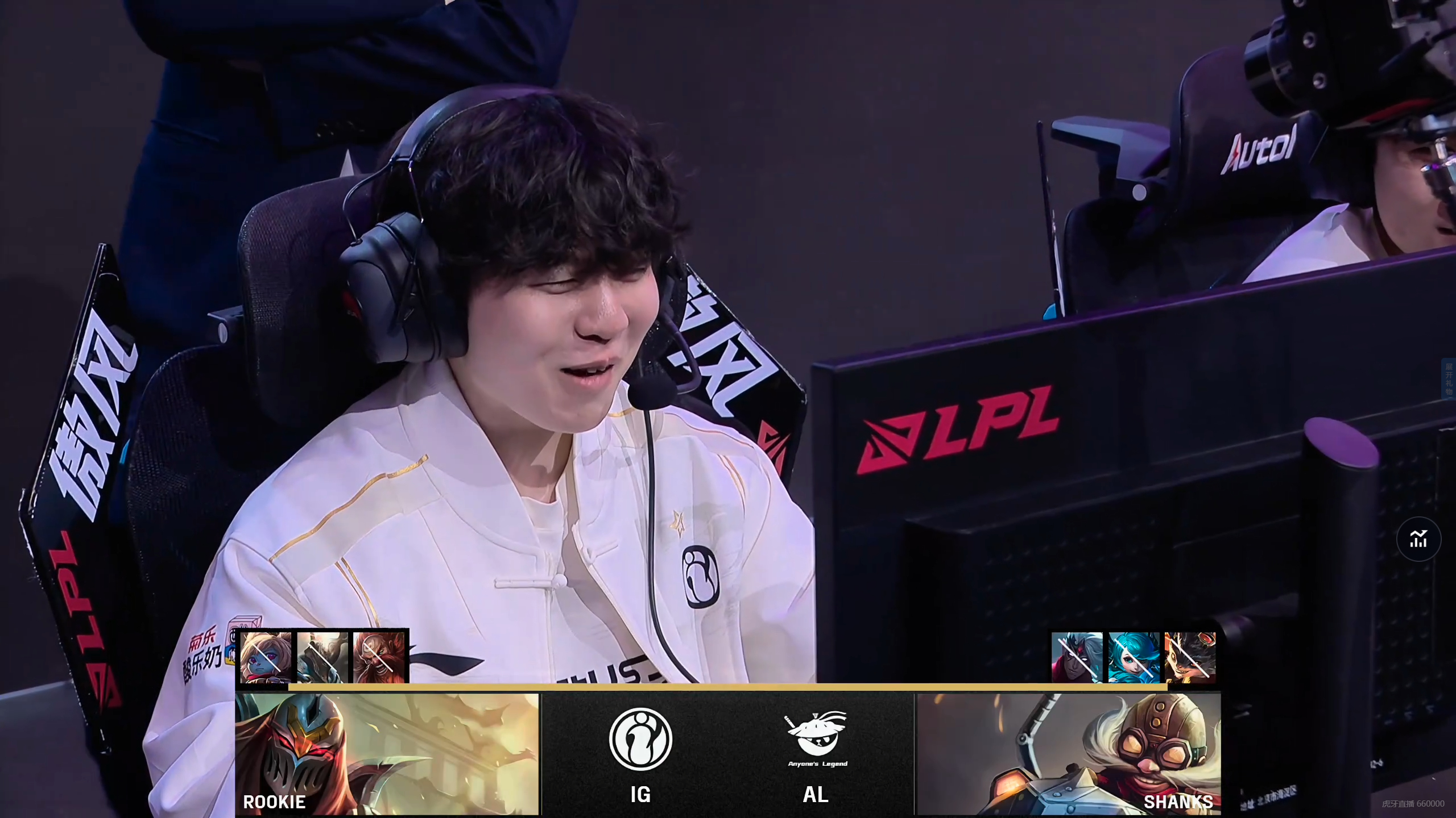 开云体育-美国队带队取胜！，Rookie重要时刻险胜再创辉煌时刻(女版美国队长3)