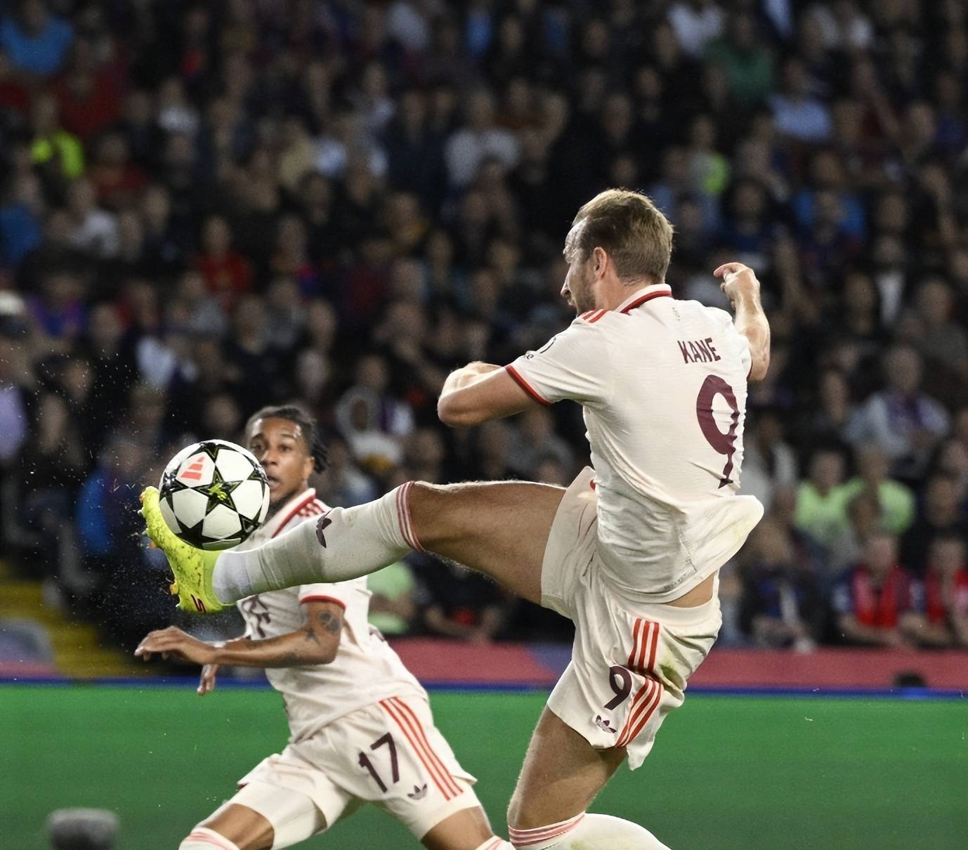 Kaiyun-凯恩迎来十赛季高光表现,利物浦球迷沸腾!的简单介绍